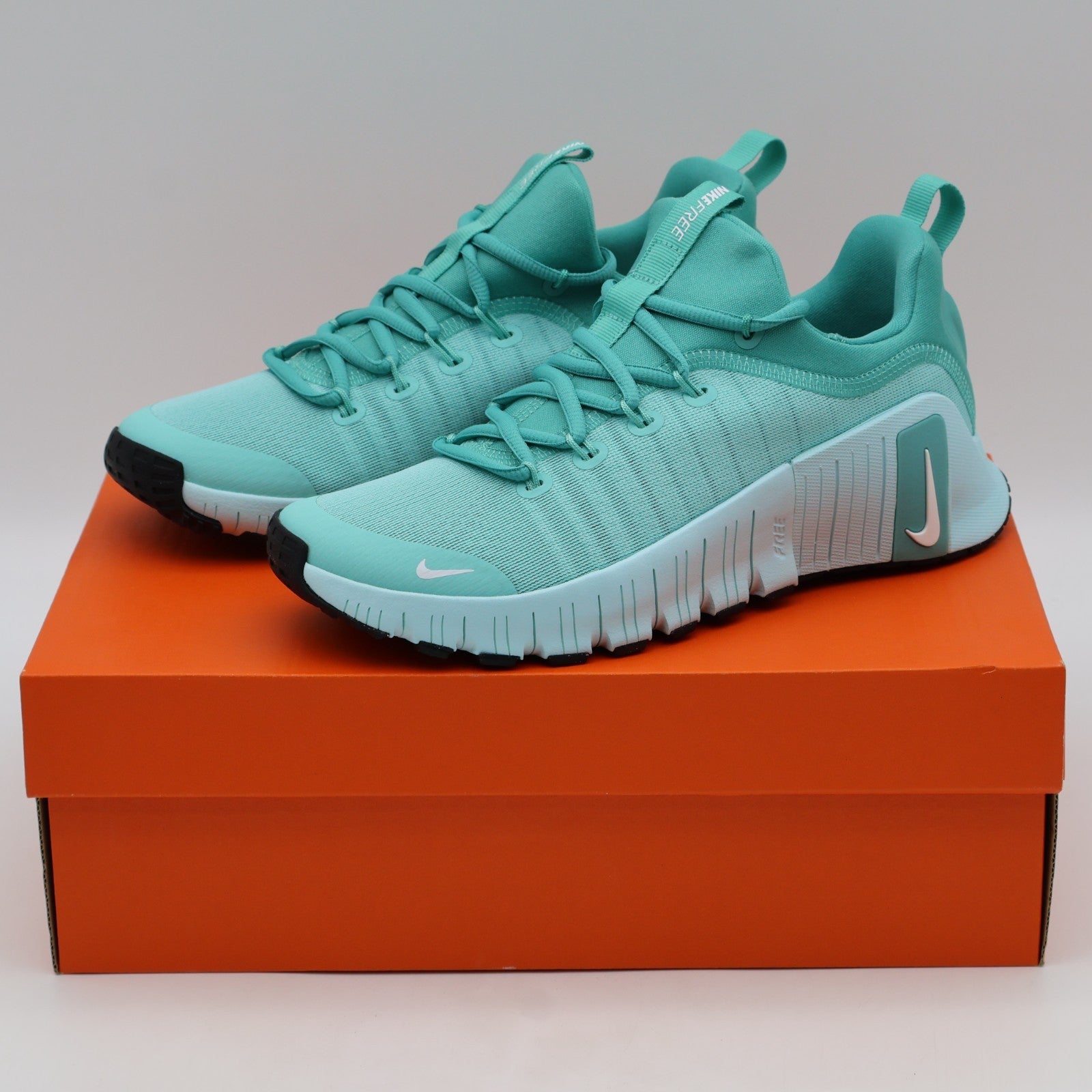 FJ7126-301 Nike Free Metcon 6 Bleached Turquoise Washed Teal Teal Tint (Women's)