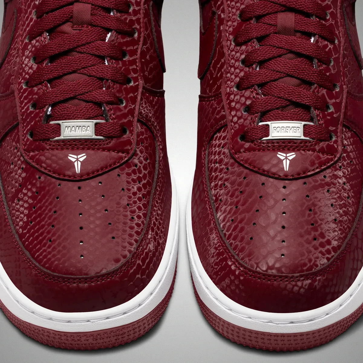 IB0018-600 Kobe Bryant Forever Ã Nike Air Force 1 Low QS Team Red White