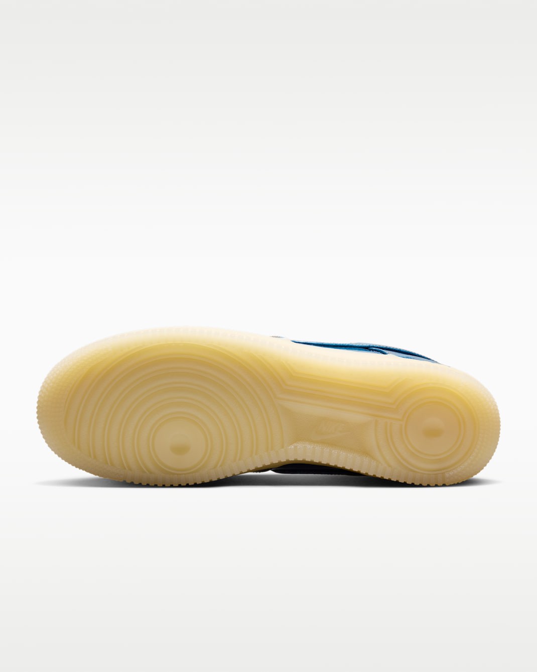 IM5757-400 Nike Air Force 1 Low Retro "Blue/Gum"