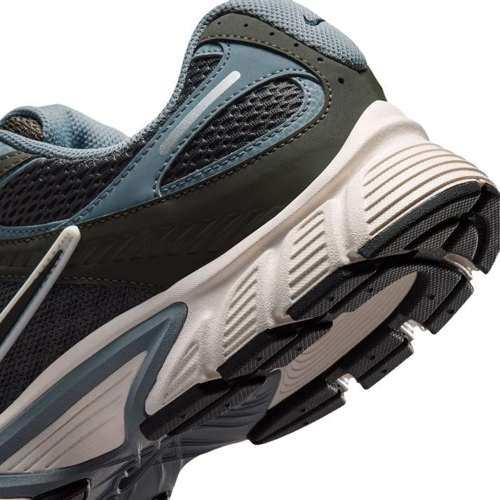 MIO7835 NIKE V5 RNR NBK (Men's)