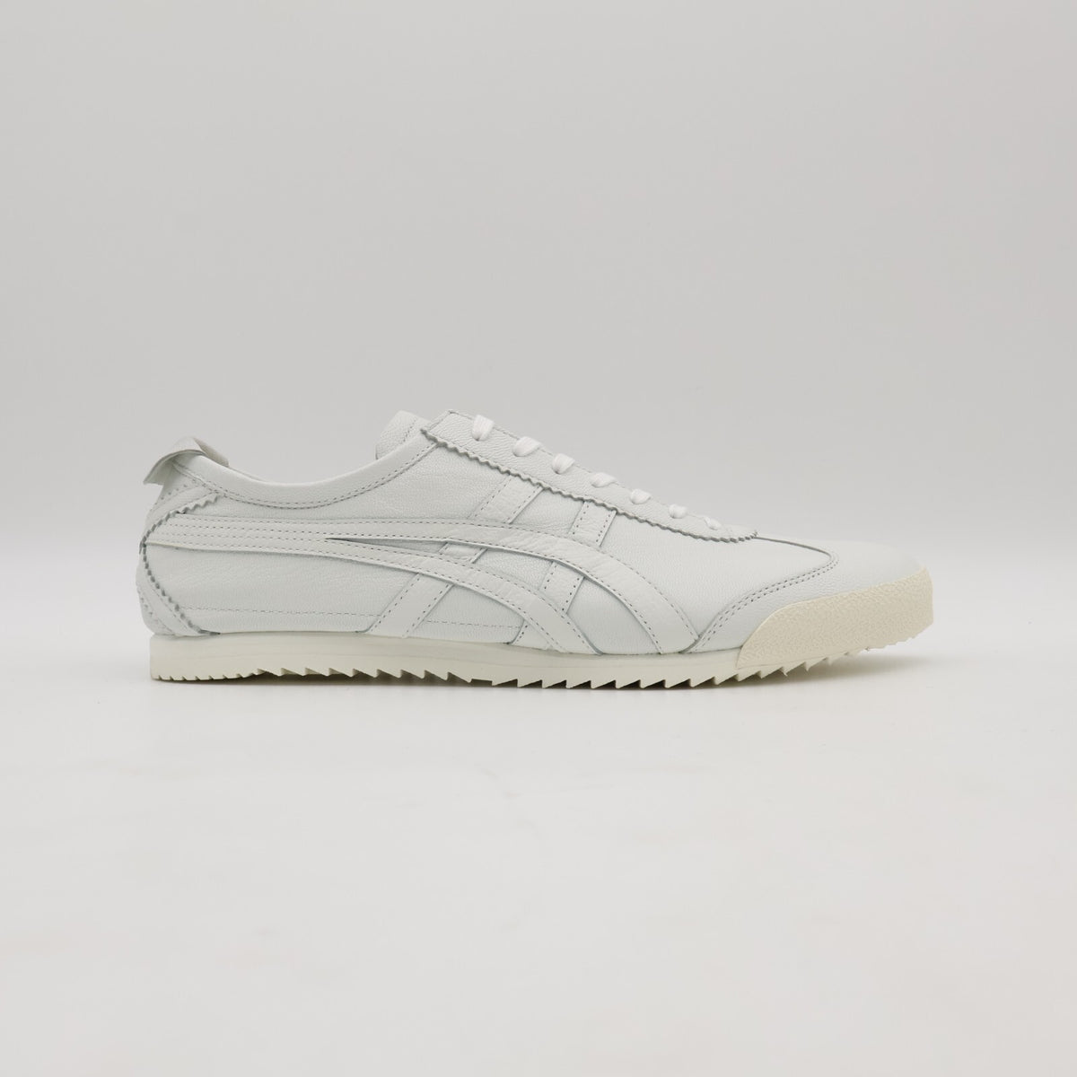 1181A367-101 Onitsuka Tiger NIPPON MADE Mexico 66 Deluxe White (Men's)