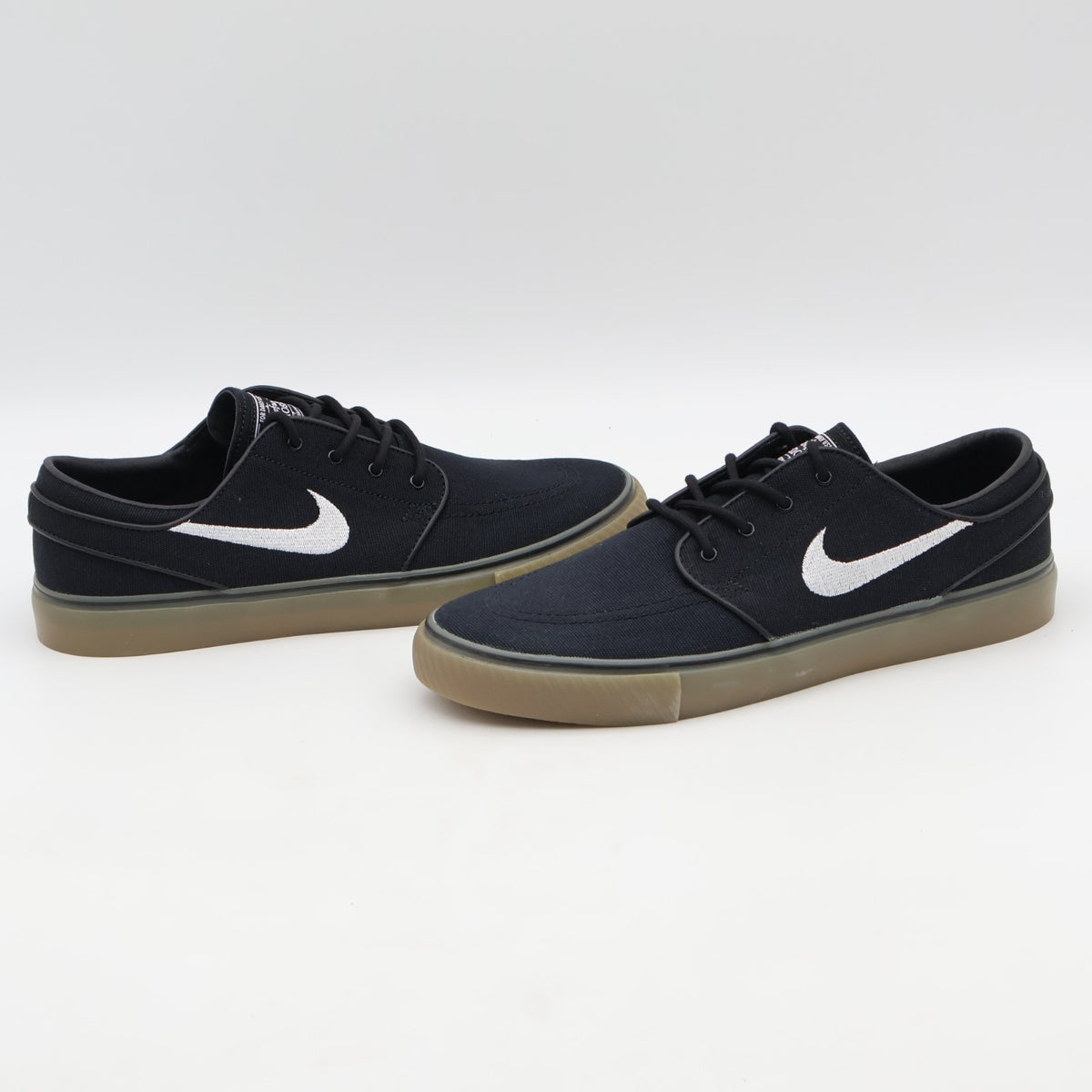 HQ1655-001 Nike SB Zoom Janoski OG+ Canvas Black White (Men's)