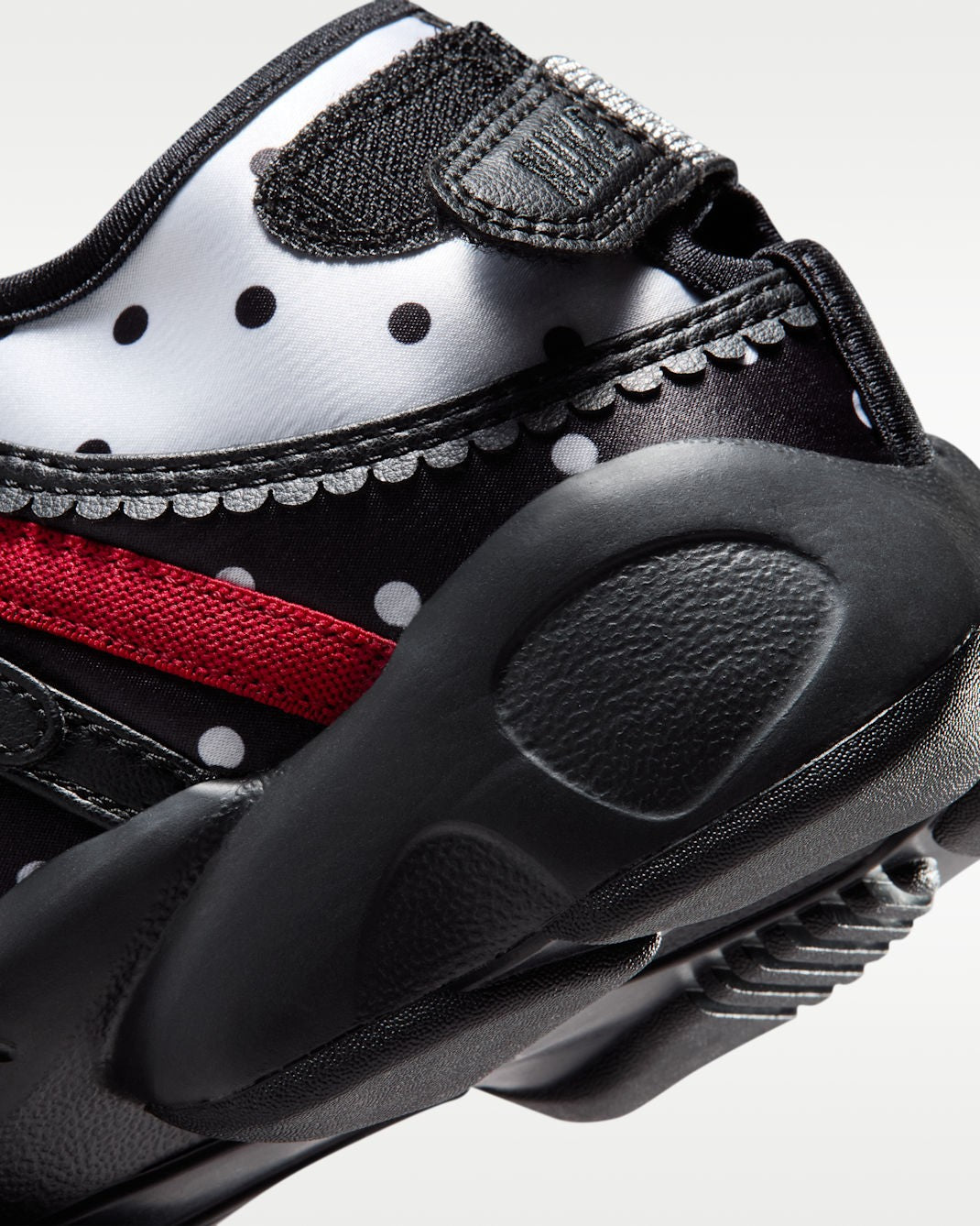 IW2344-001 Nike Women's Air Rift BR "Polka Dots"