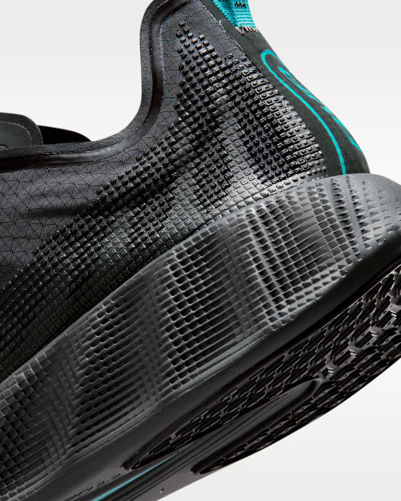 HM9697-006 Nike Ava X "Anthracite/Energy" (Men's)
