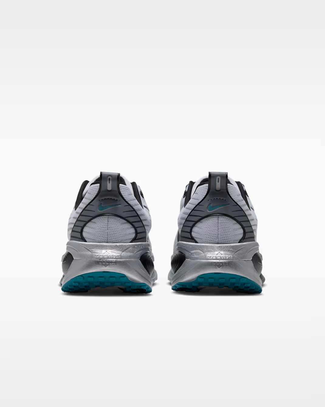 IQ0458-001 Nike Vomero 18 "Football Grey/Metallic Cool Grey" (Men's)