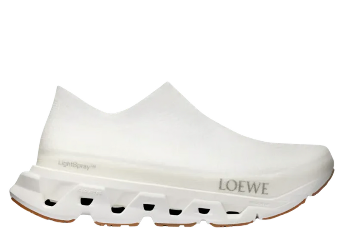 3UG10030069 LOEWE Ã On LightSpray Cloudmonster White (Men's)