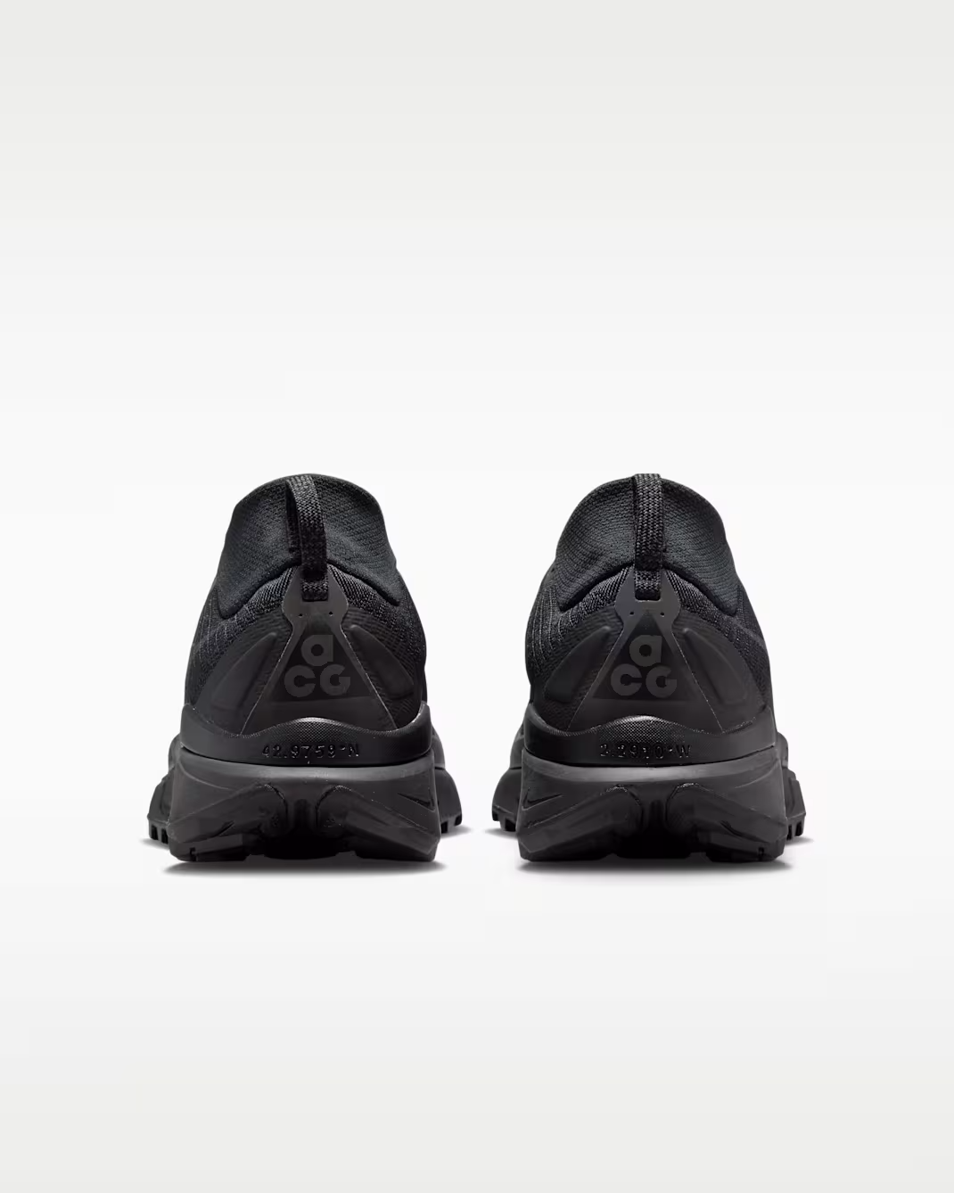 HV8115-002 Nike ACG Zegama Black/Anthracite (Women's)