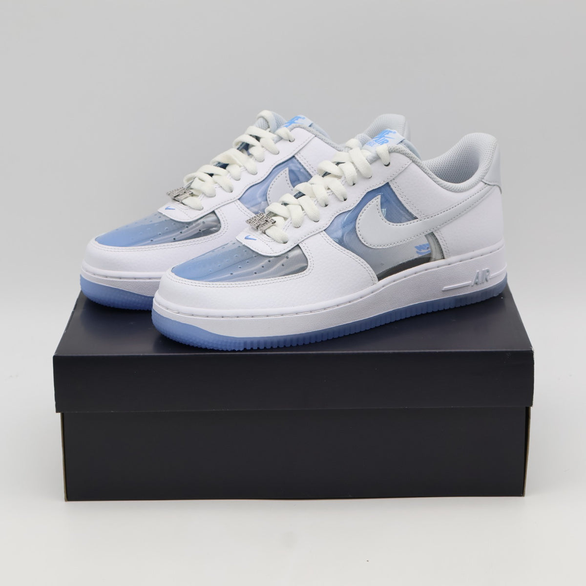IB5724-100 Nike Air Force 1 Low White and University Blue (Men's)