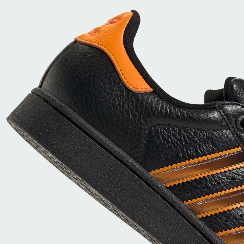 JQ6469 adidas Originals  Superstar 2 Core Black Crew Orange Semi Impact(Women's)