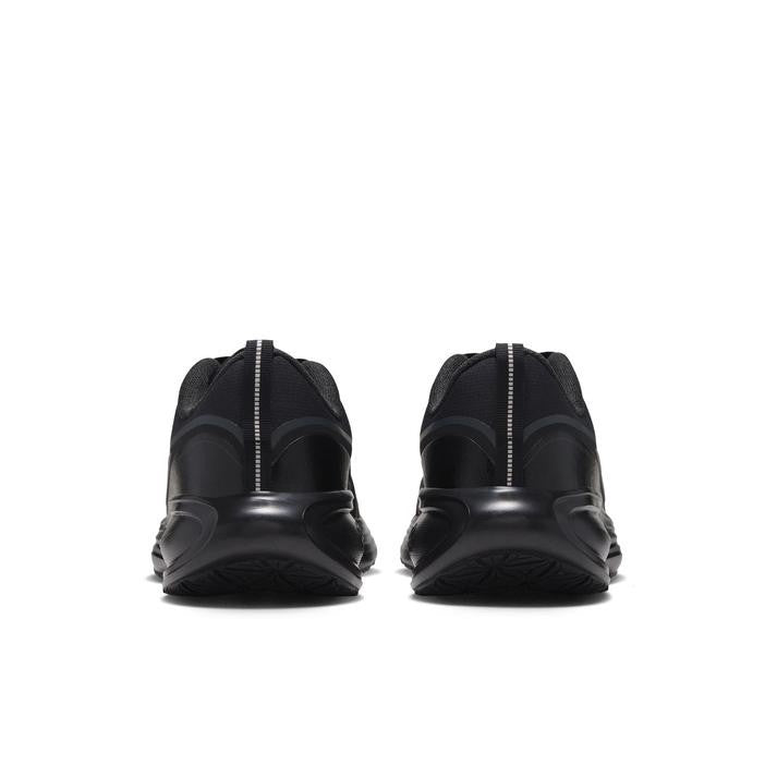 MIR0890 NIKE Revolution 8 Utility (Men's)