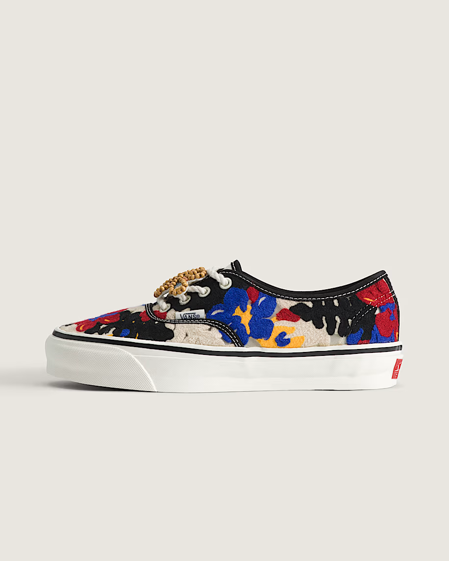 VN000Y0S448 Vans Premium Authentic Needlework "Multi"
