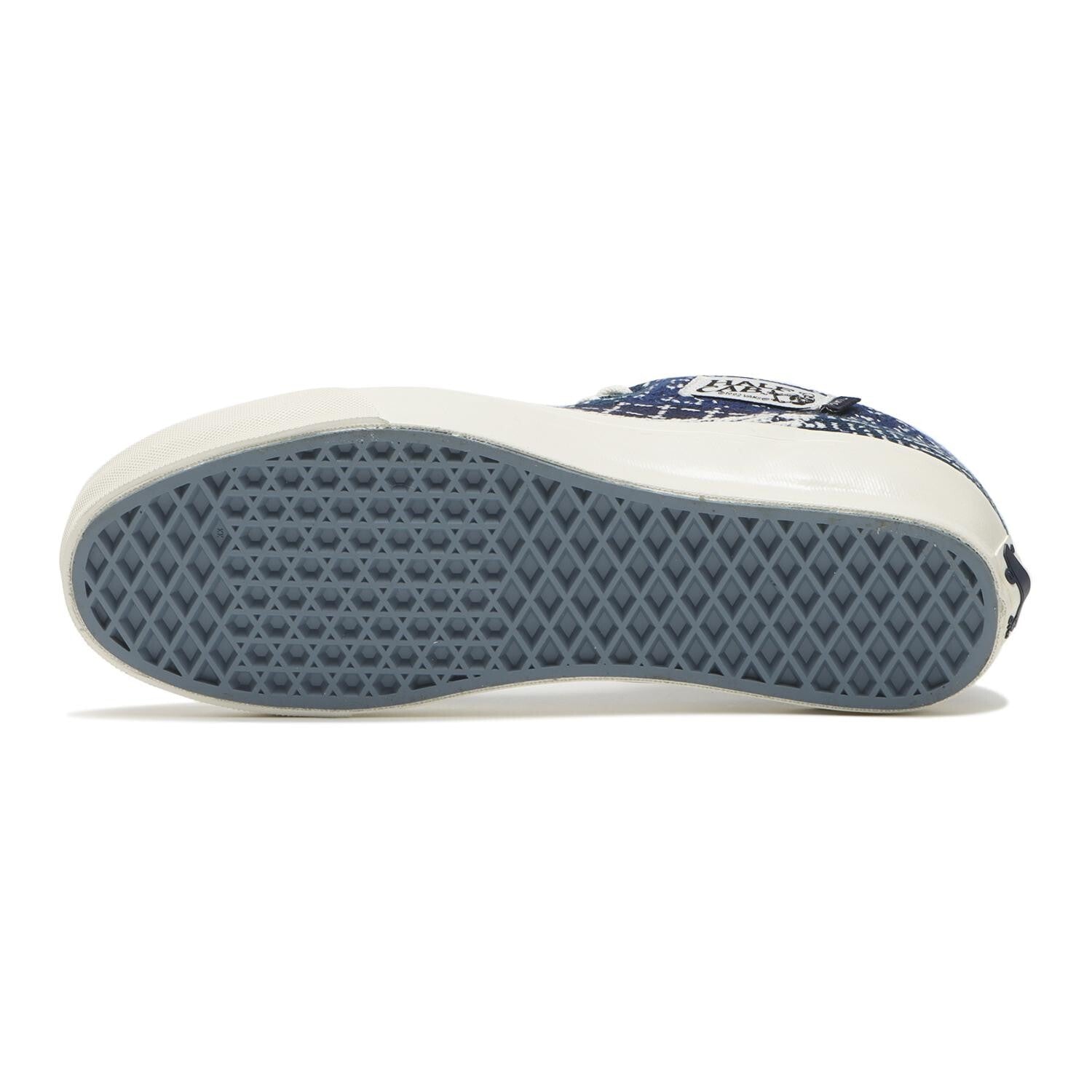 VN000SHWBLU FDMTL Ã OTW by Vans Half Cab 33 EK Denim (Men's)