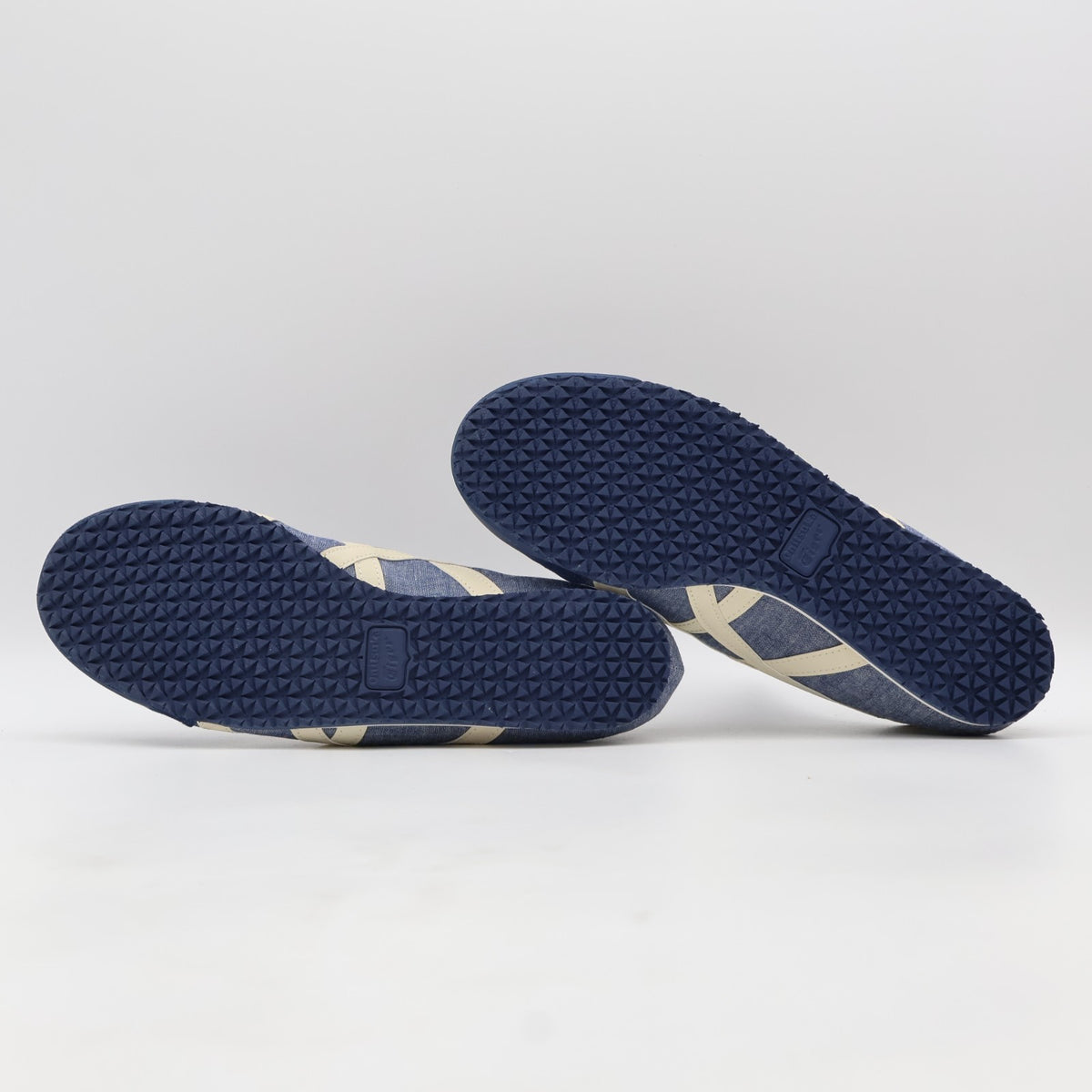 1183C233-400 Onitsuka Tiger Mexico 66 Paraty Blue Chambray Natural (Men's)