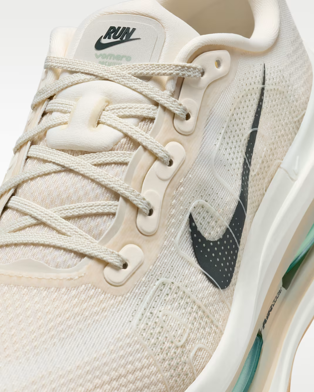 HQ2050-106 Nike Zoom Vomero PRM Pale Ivory Sanddrift (Men's)