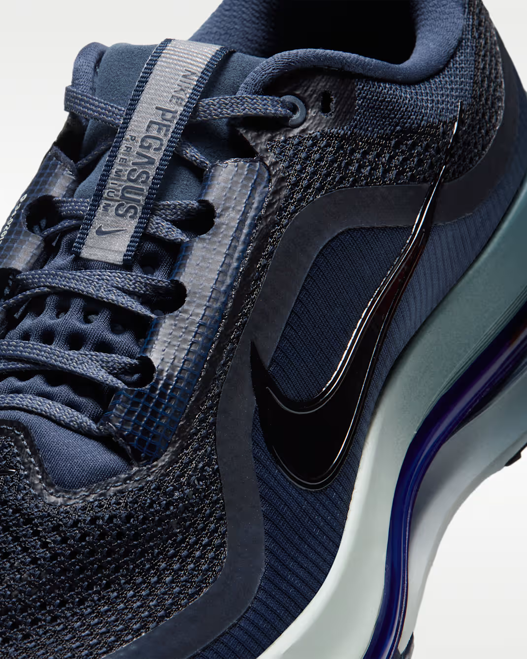 HQ2592-023 Nike Pegasus Premium "Smoky Blue/Dark Slate" (Men's)