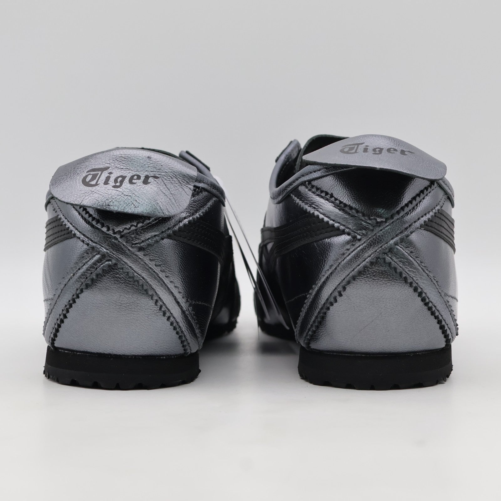 1183B566-022 Onitsuka Tiger MEXICO 66 GUNMETAL BLACK (Men's)