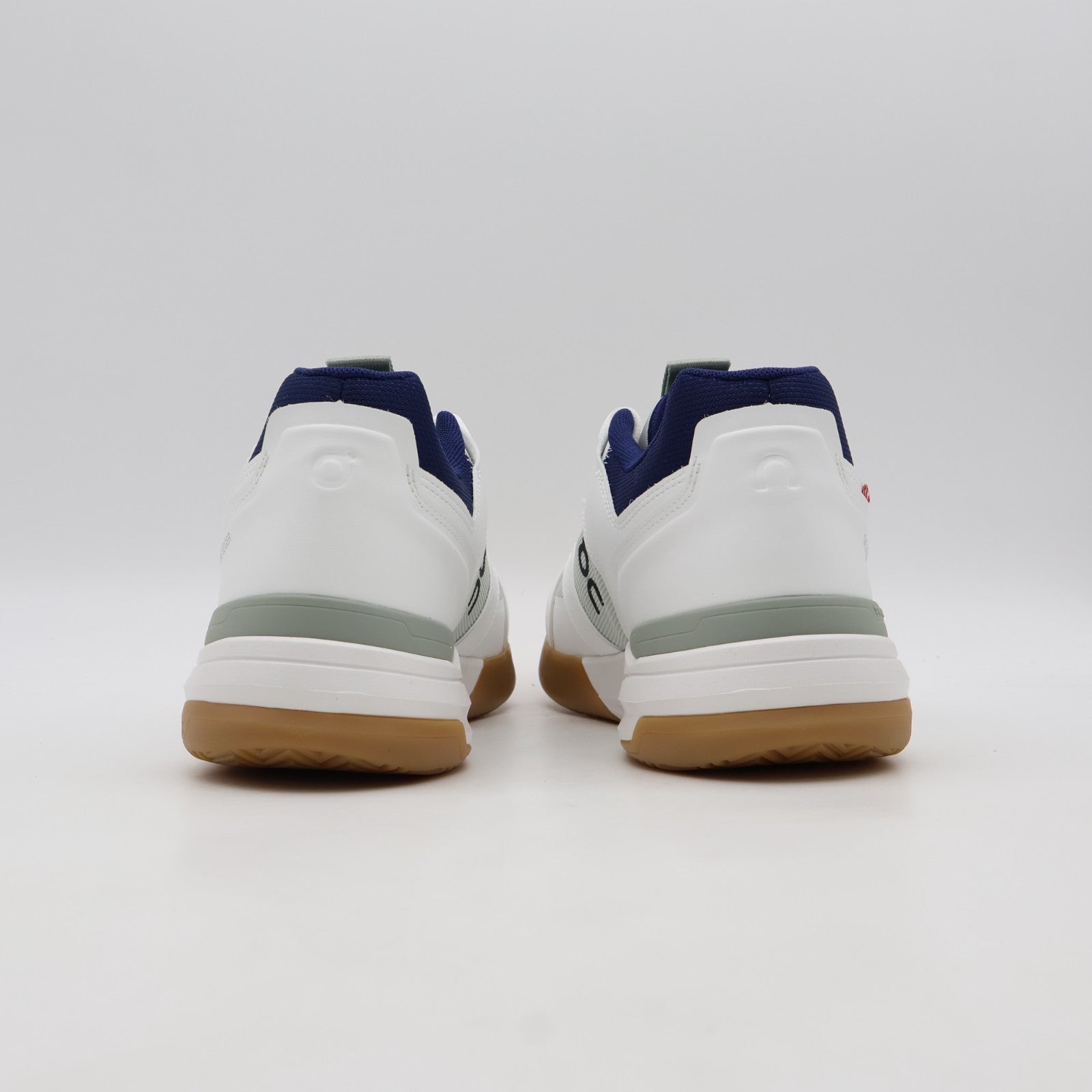 3MD30034768 On The Roger Clubhouse Pro White/Iceberg (Men's)