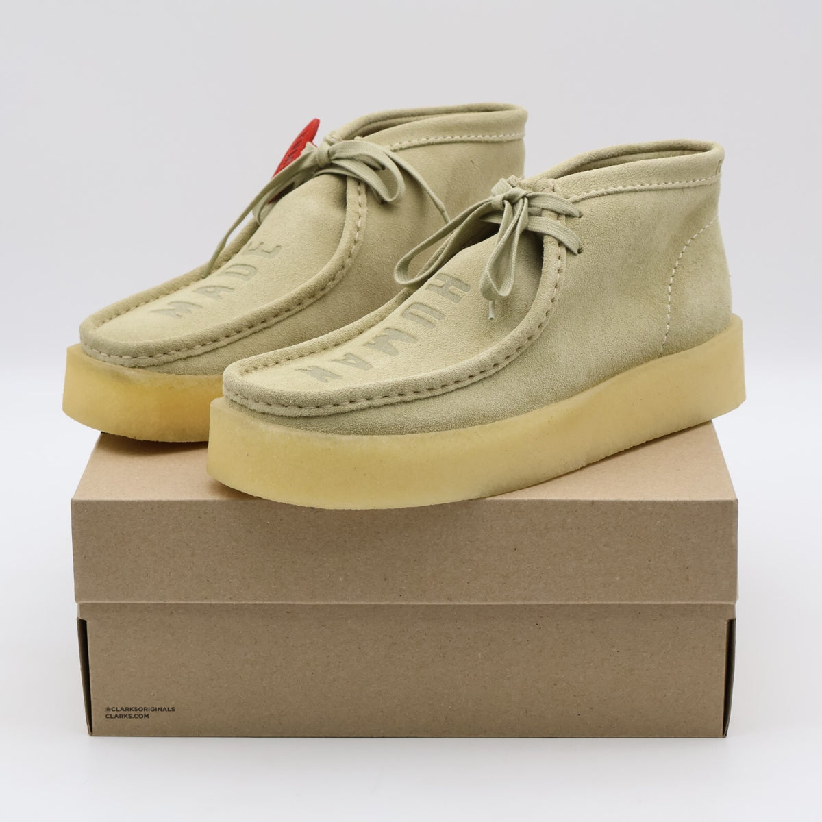 26180232 HUMAN MADE Clarks Wallabee Beige (Men's)