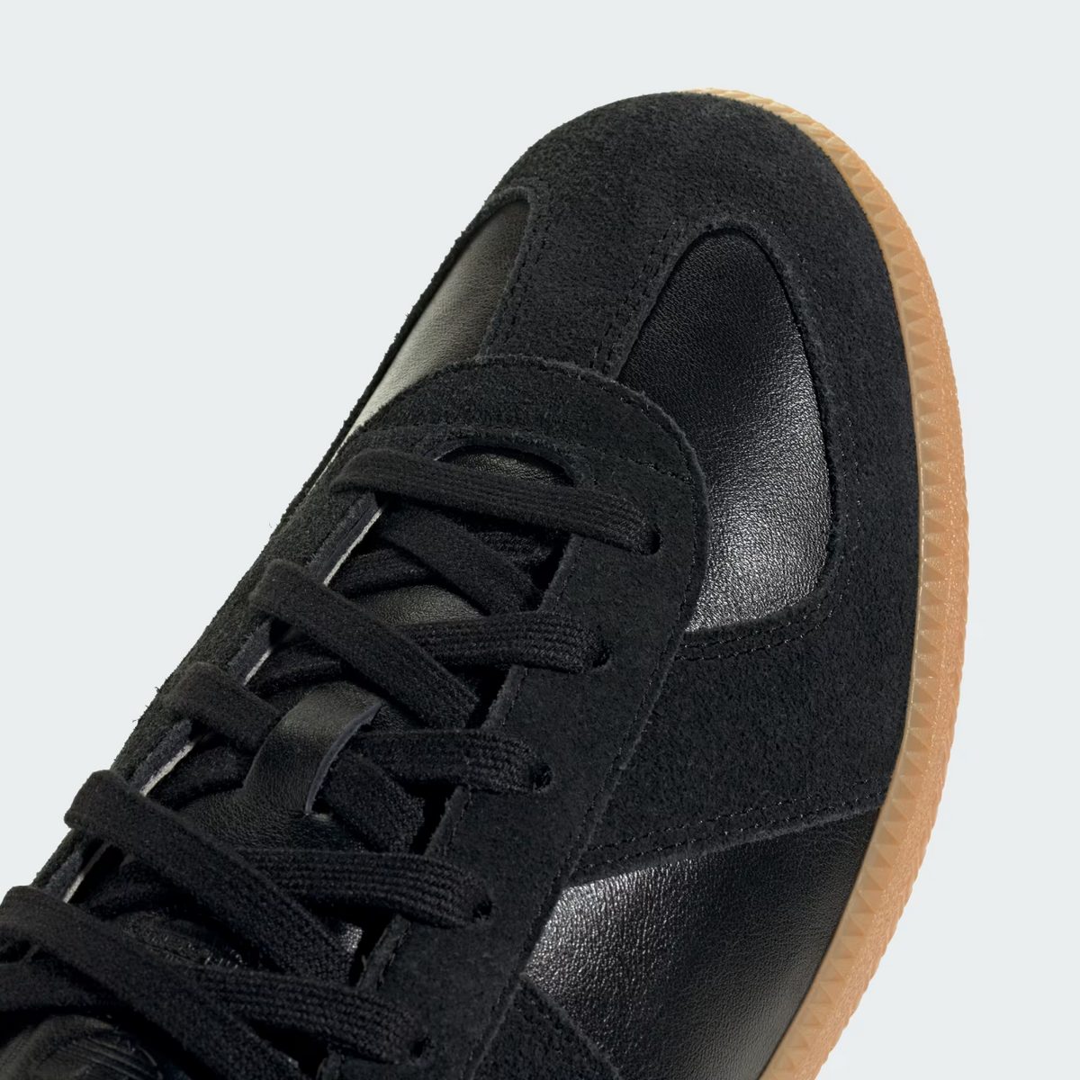 KK2802 adidas BW Army "Core Black/Gum" (Men's)