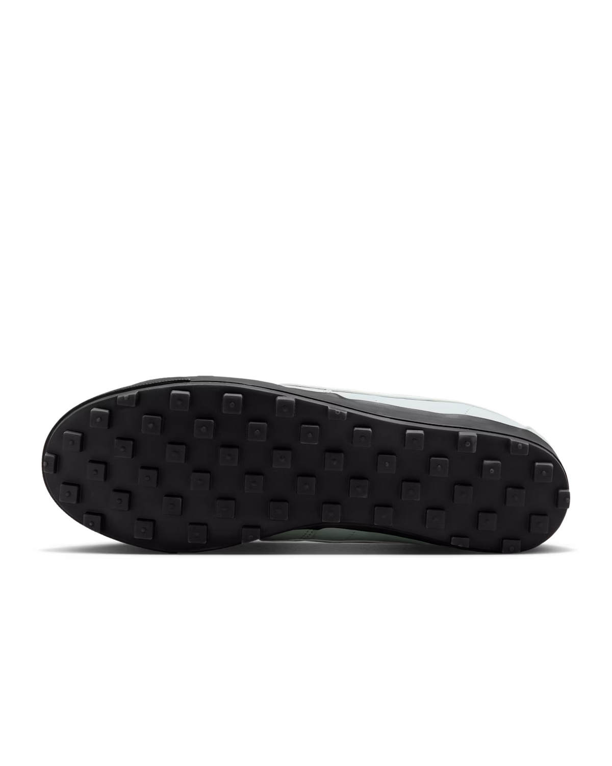 IH2341-001 Nike Astrograbber Sail Light Silver (Men's)