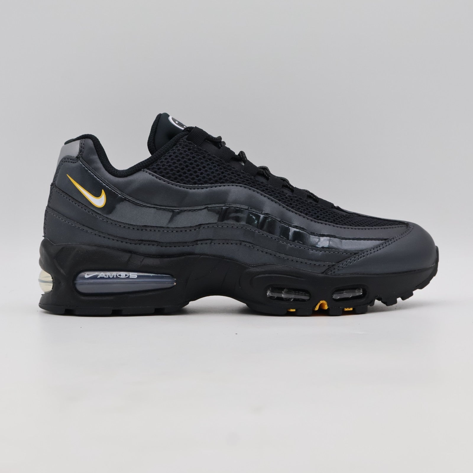 IB6830-001 Nike Air Max 95 Big Bubble SE Total 90 Pack Black (Men's)