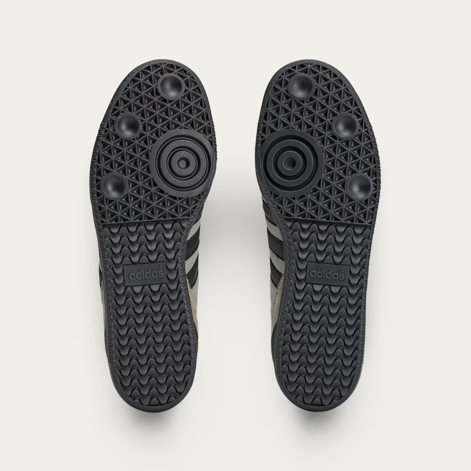 JR5536 100 Thieves Ã adidas Palos Hills (Men's)