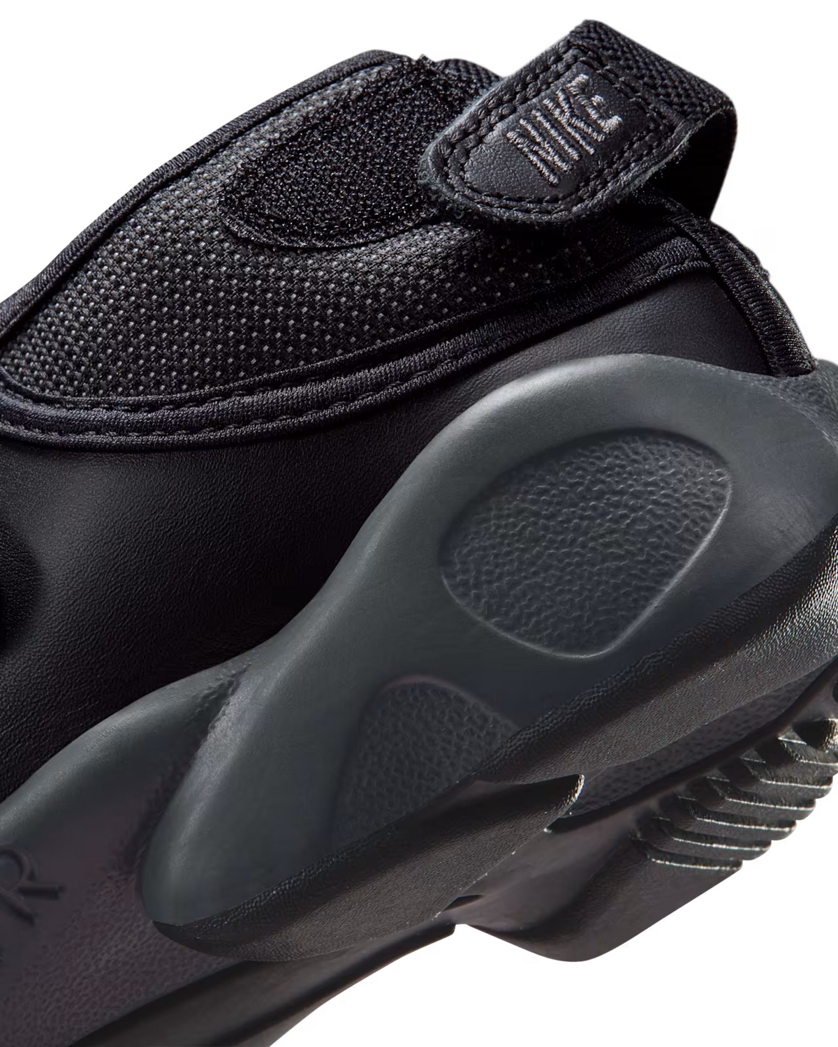IM6017-010 Nike Air Rift Black (Women's)