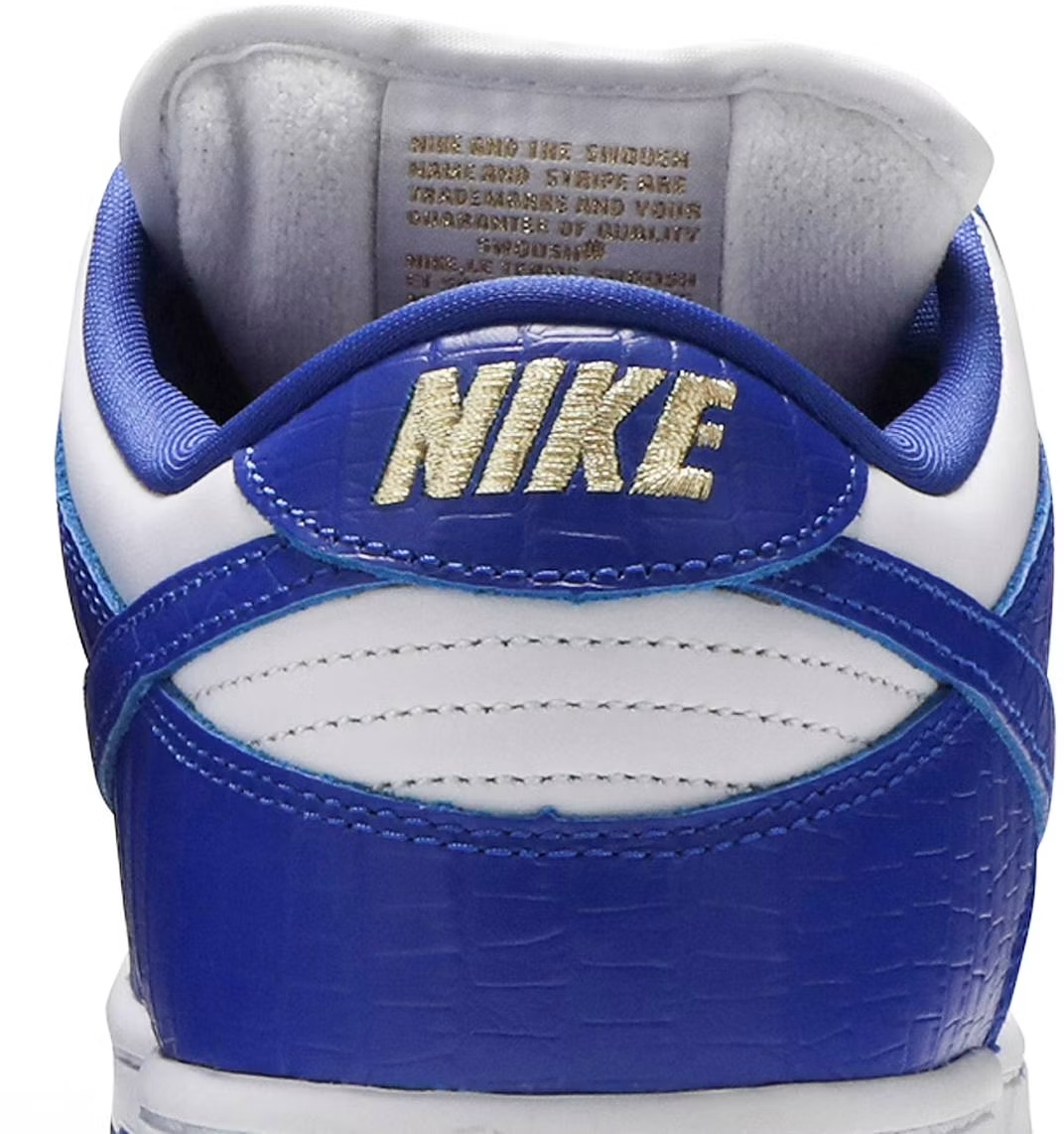 DH3228-100 Supreme x Nike SB Dunk Low OG QS 'Hyper Royal' DH3228-100 (Men's)