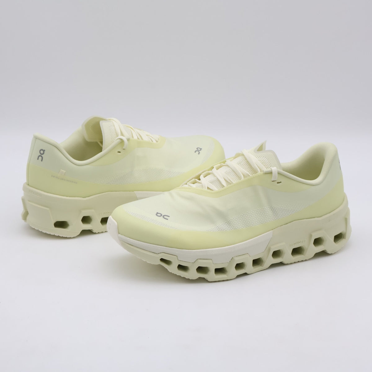 3ME10331062 POST ARCHIVE FACTION On Cloudmonster 2 PAF Seedling White (Men's)