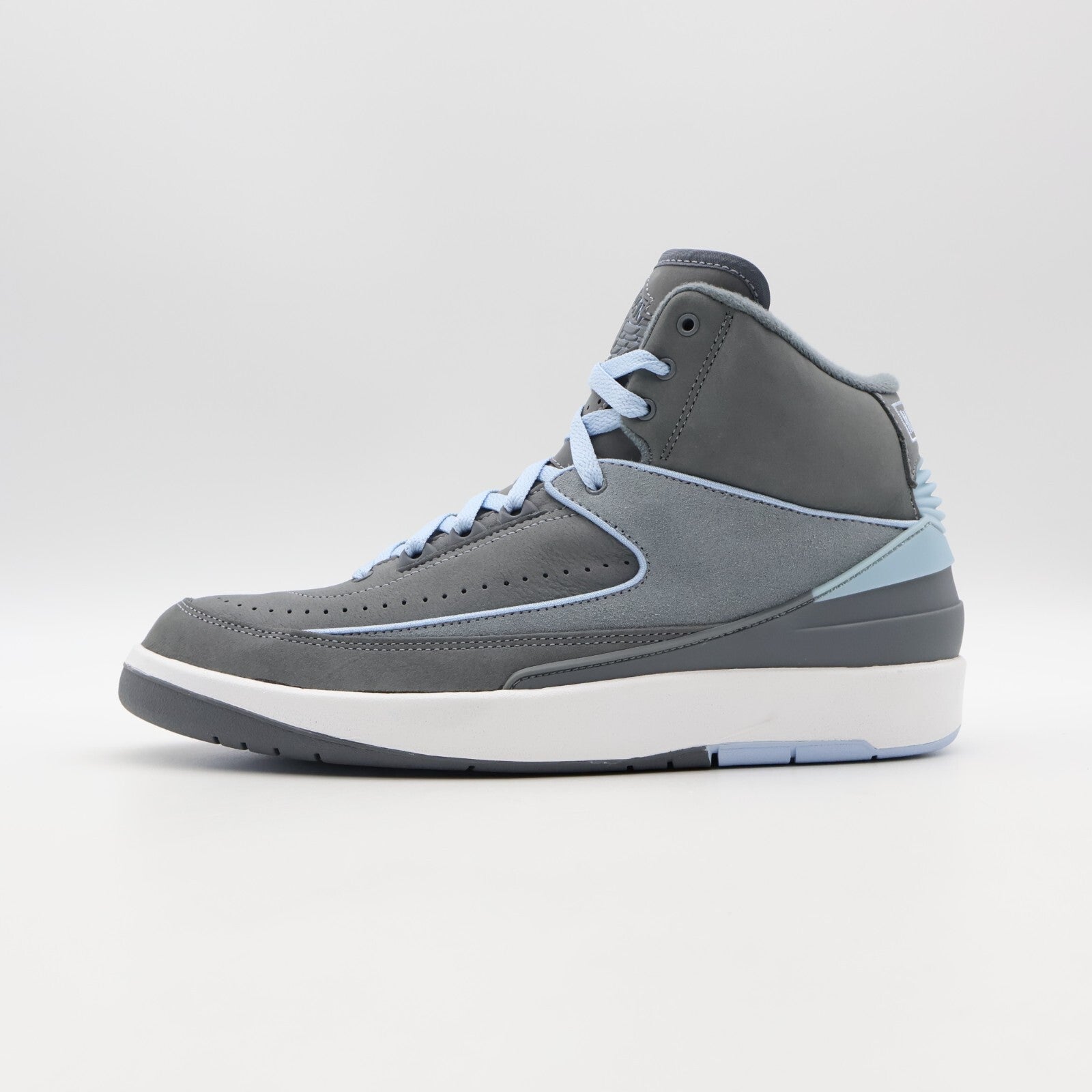 FB8871-041 Nike Air Jordan 2 Retro Cool Grey Ice Blue White (Womenâs)