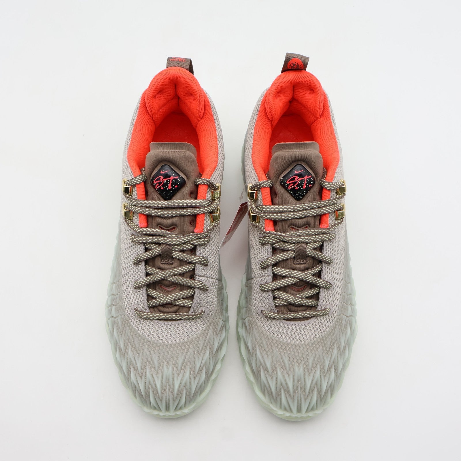 IO8062-001 Nike ST Charge College Grey (Men's)