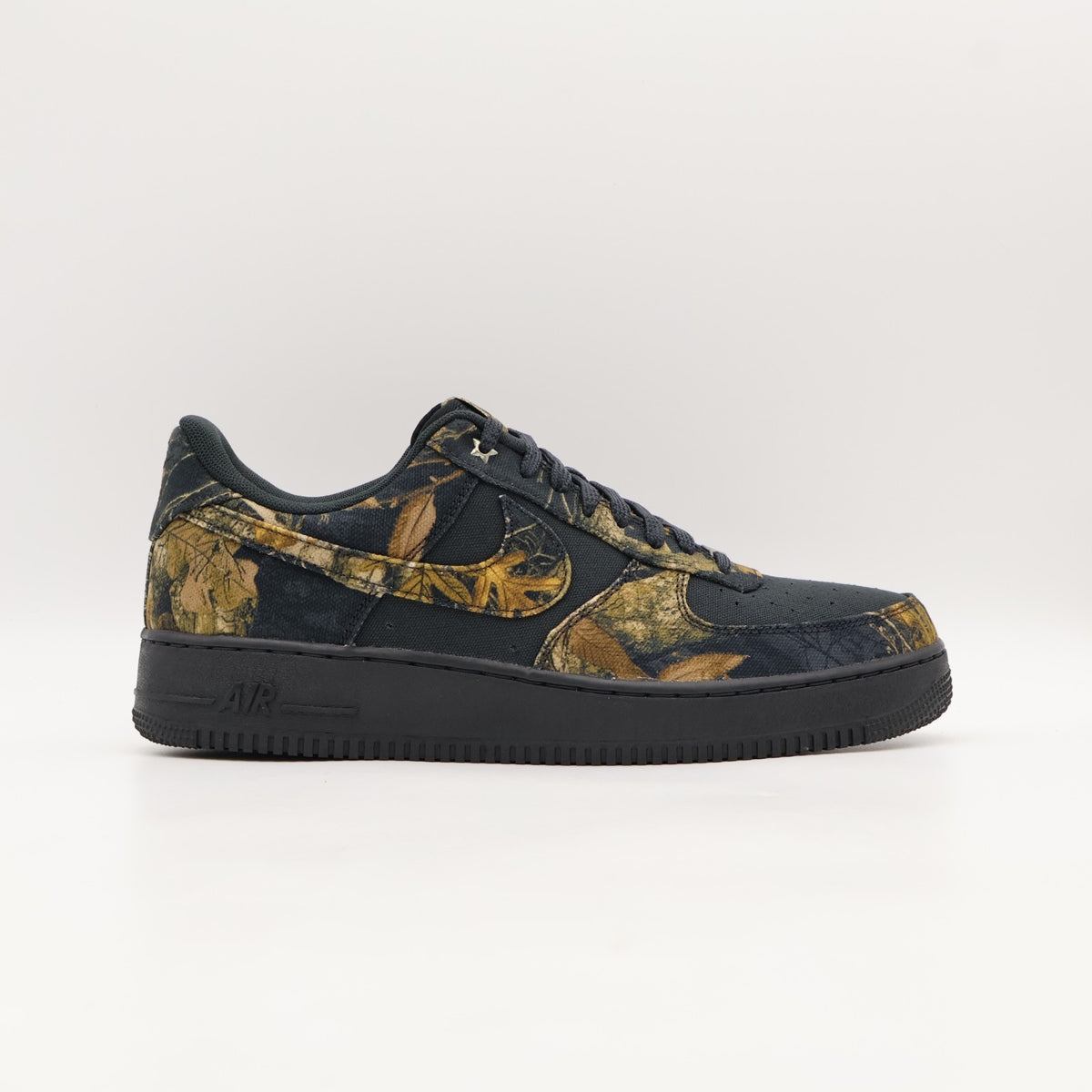 IH1221-001 Nike Air Force 1 Low Realtree (Men's)