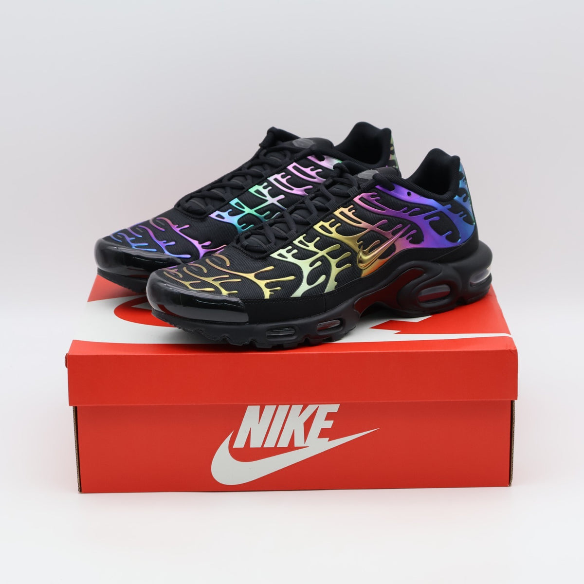 IH7960-001 Nike Air Max Plus Premium Shoes (Men's)