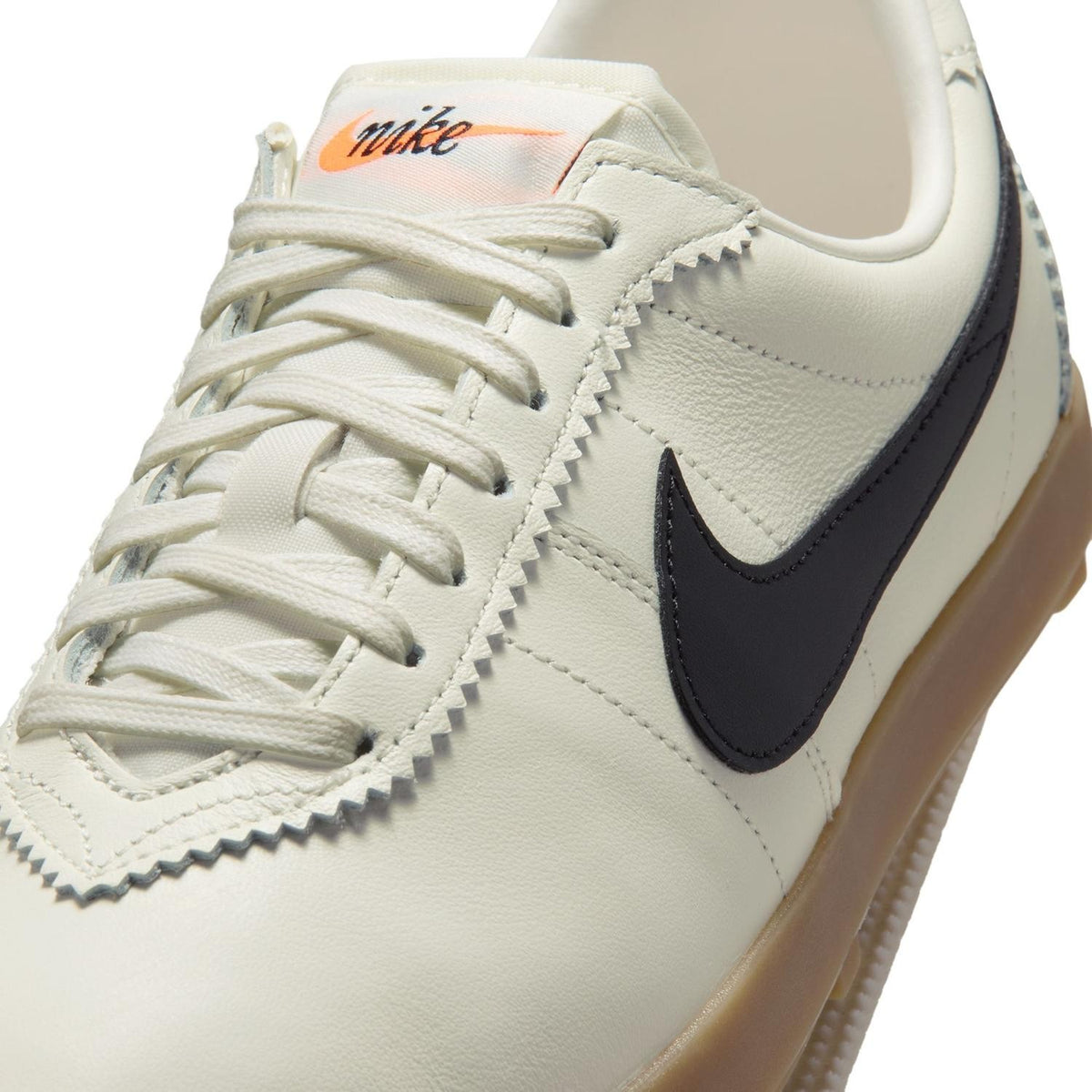 II1259-100 Nike Women's Astrograbber Leather SailBlack (Women's)