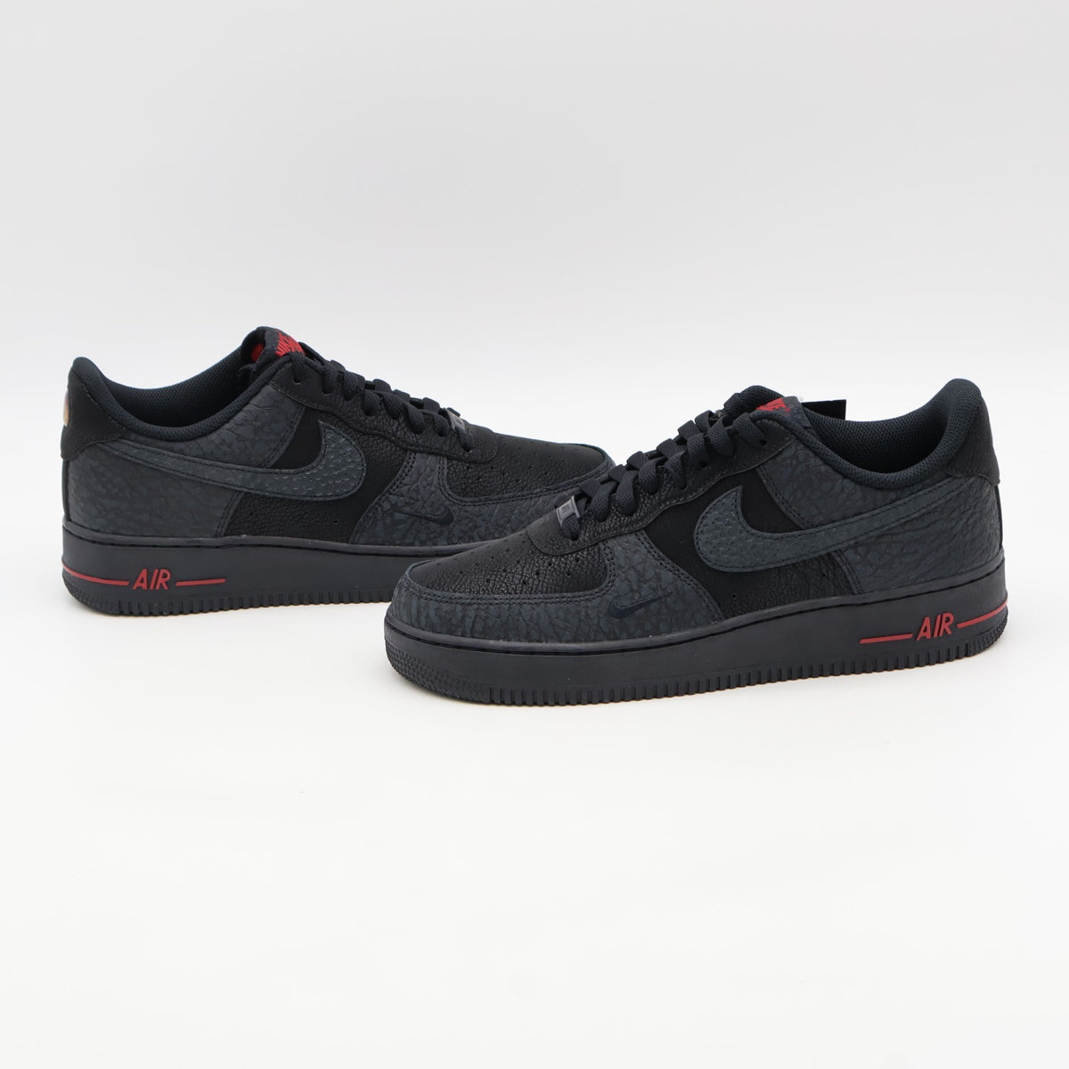 IV4451-010 Nike Air Force 1 Low '07 "Black"