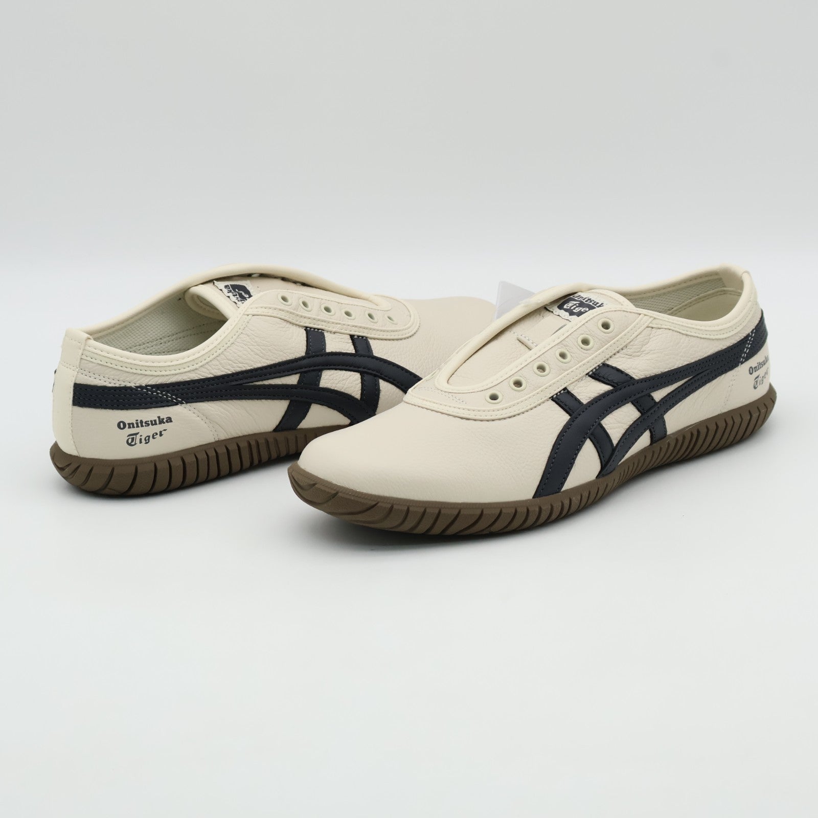 1183C529-200 Onitsuka Tiger Tsunahiki Slip On Birch Indigo Navy (Men's)