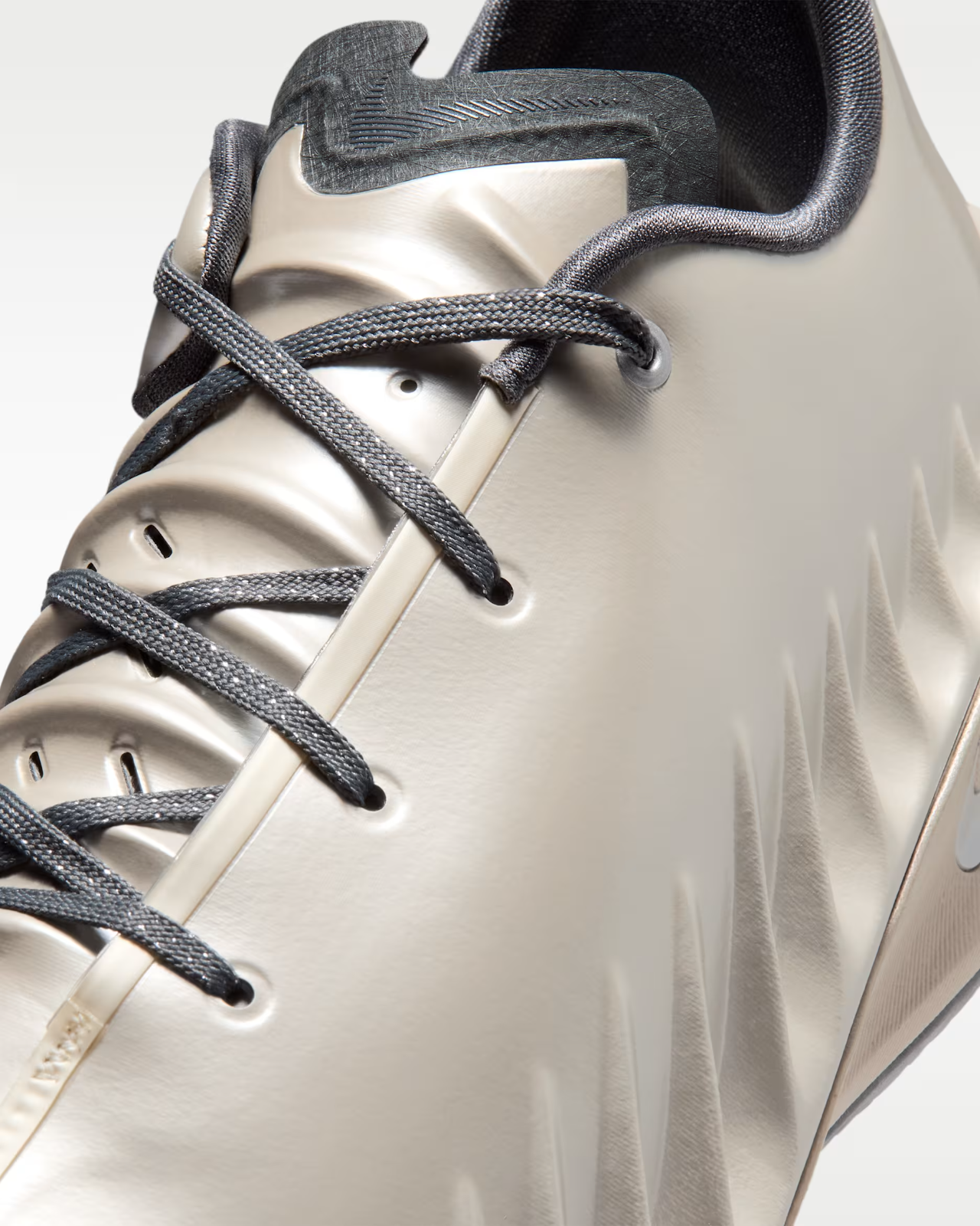 IR1829-001 Nike GT Cut 4 "Rob Dillingham" (IQ8243-001/IR1829-001) (Men's)