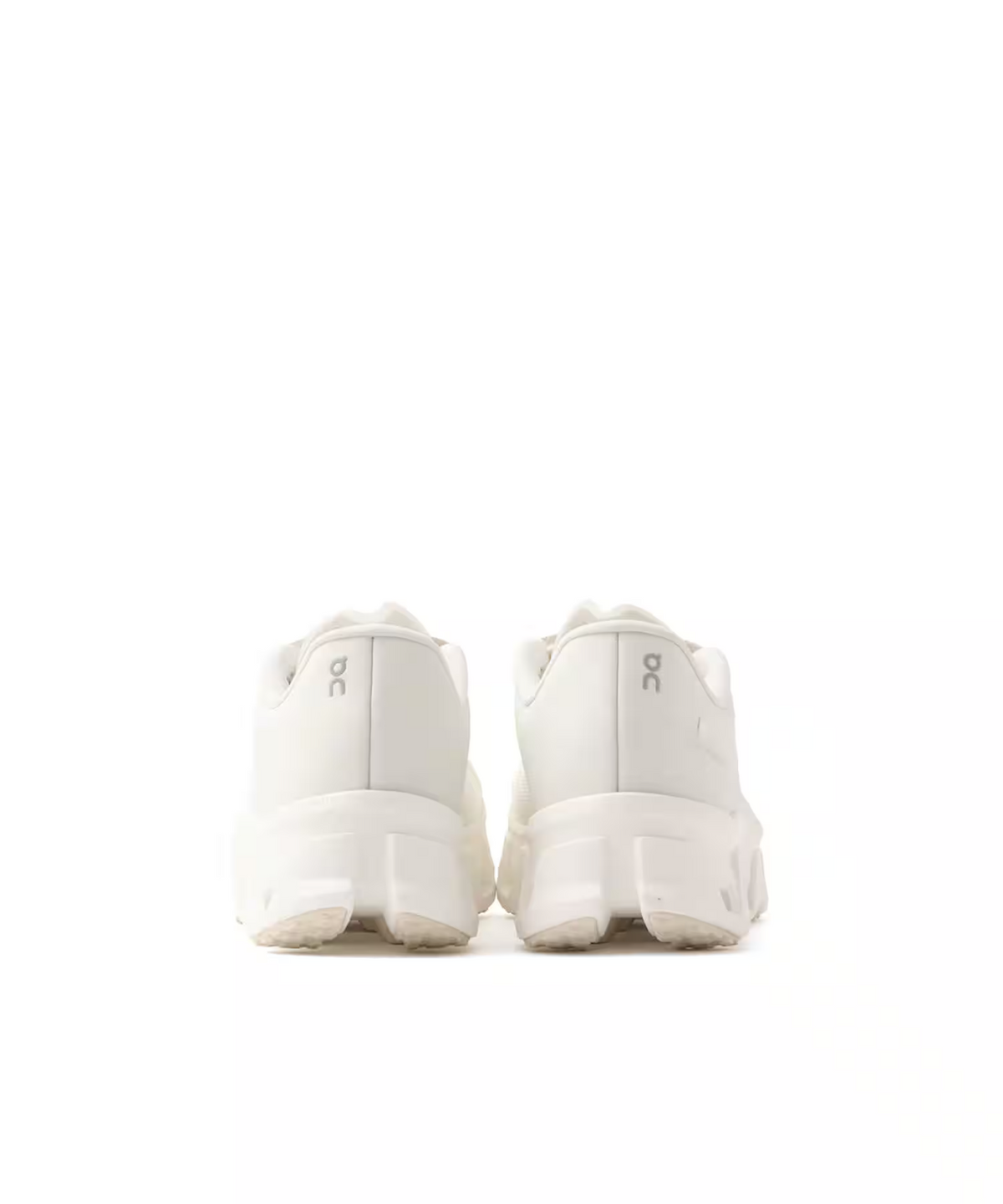 3MF30931200 POST ARCHIVE FACTION Ã On Cloudmonster Hyper White (Men's)