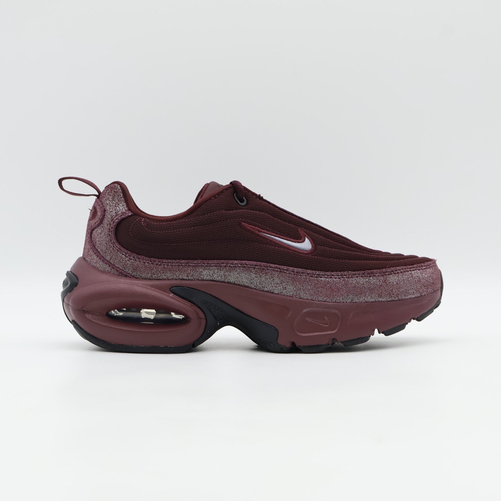 HQ1789-600 Nike Air Max Portal SE Burgundy Crush Black (Women's)