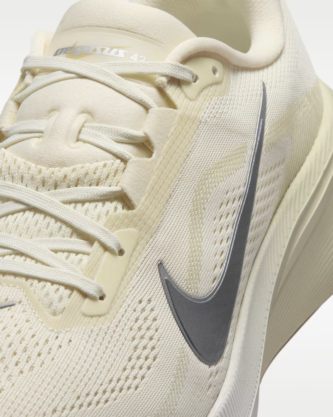 IM8332-100 Nike Pegasus 42 Coconut Milk (Men's)