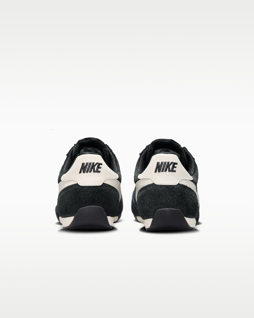 IO8030-001 Nike Sprint Sister BlackSail (Women's)