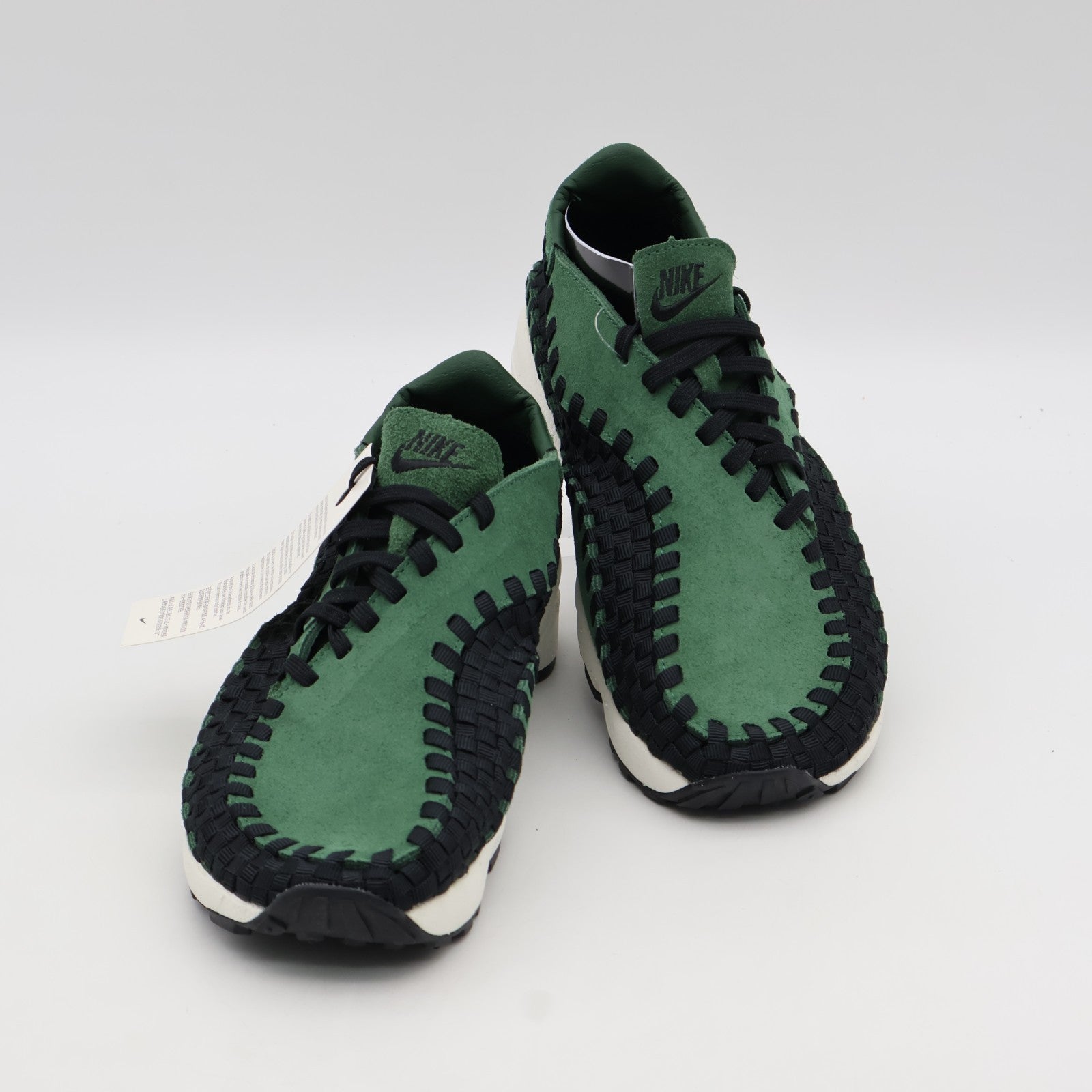 FN3540-300 Nike Air Footscape Woven Fir (Women's)