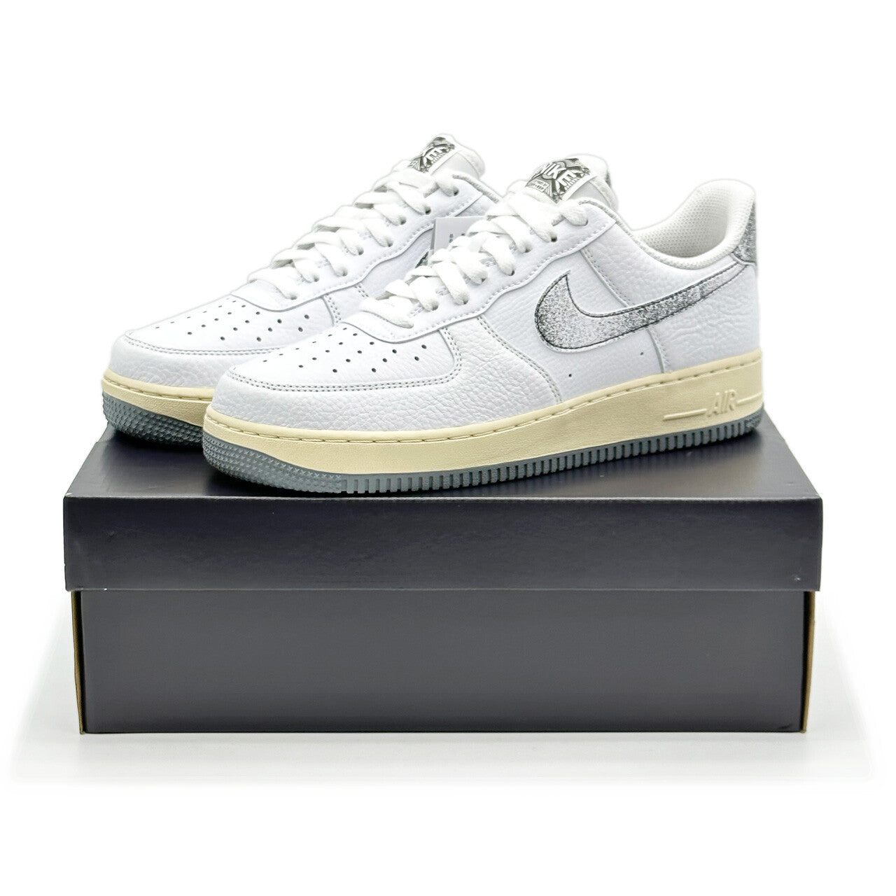 DV7183-100 Nike Air Force 1 Low "50 Years Of Hip-Hop"