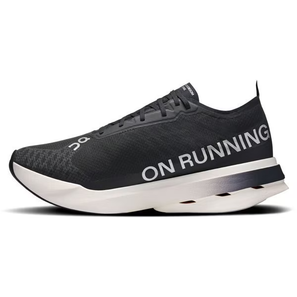 3ME30480299 3ME30480299 On Cloudboom Strike "Black/White" (Men's)