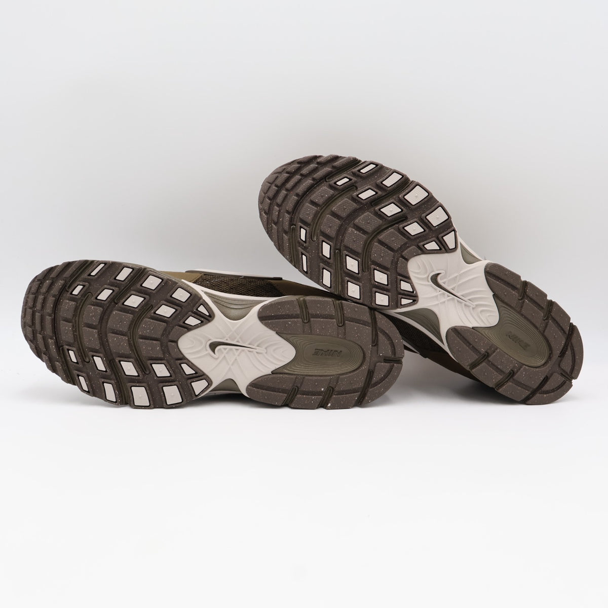 II6292-200 Nike V5 RNR Dark Hazel Cave Stone College Grey (Men's)