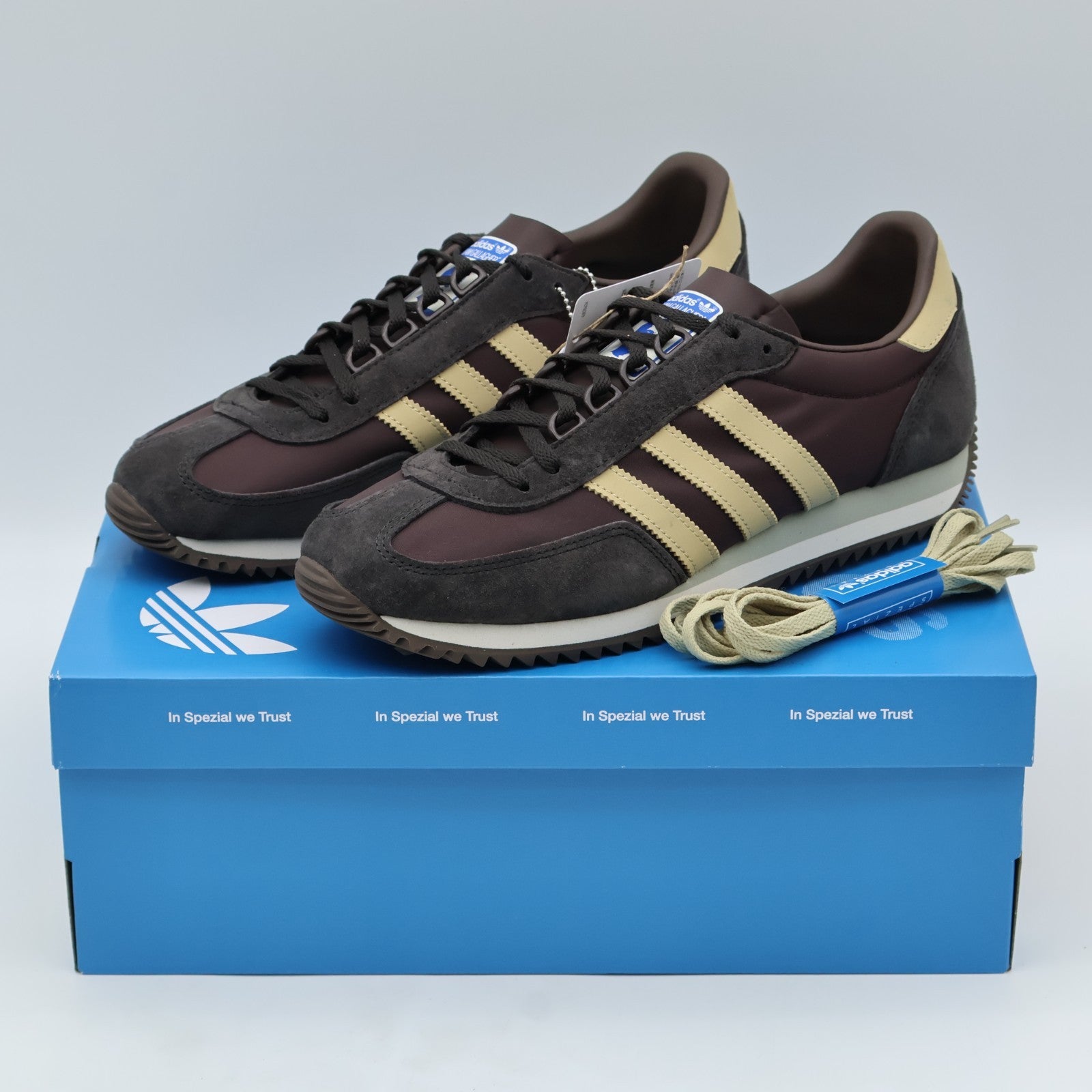 KI9224 Oasis adidas Originals Achille SPZL (Men's)