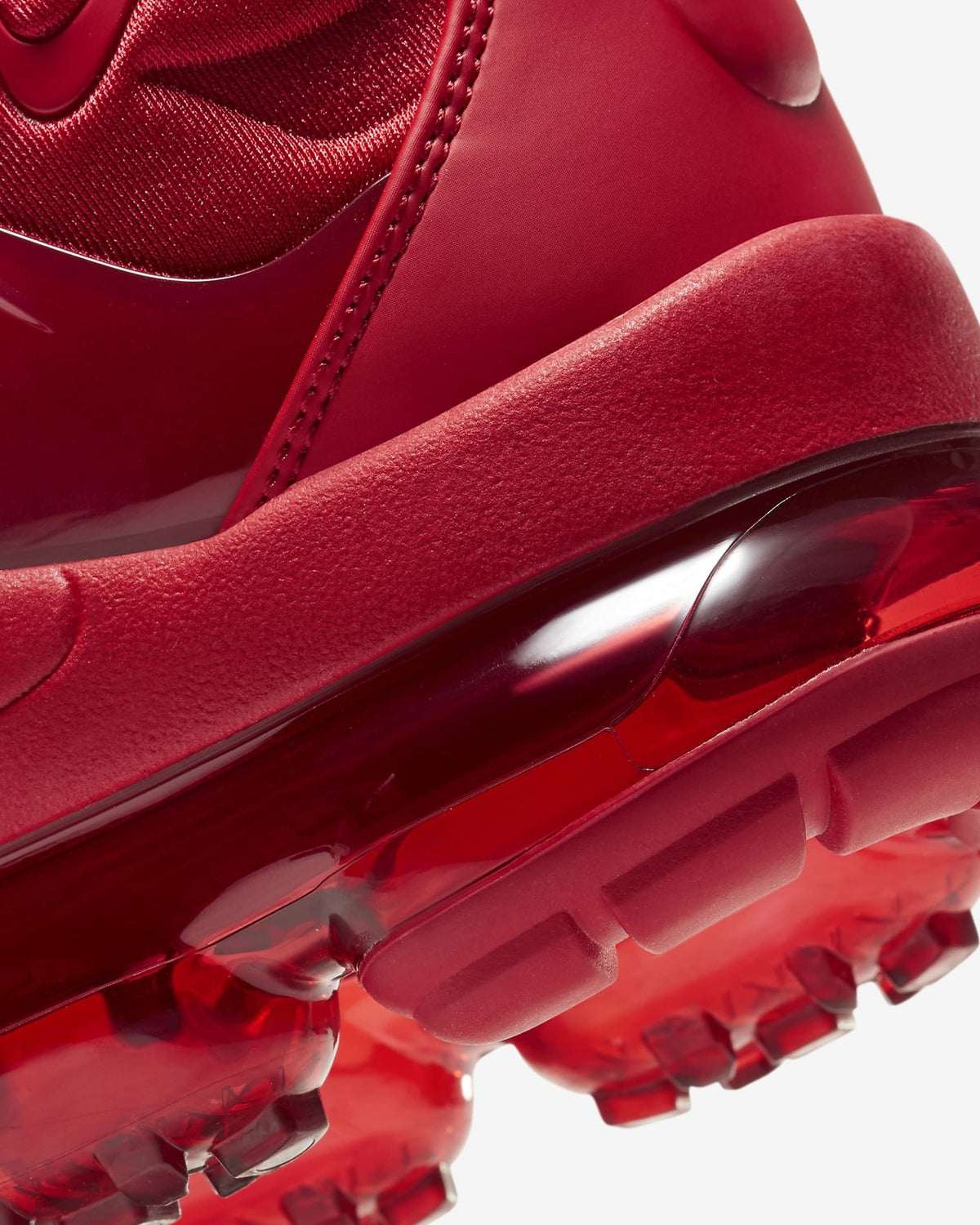 CW6973-600 Nike Air Vapormax Plus University Red (Men's)