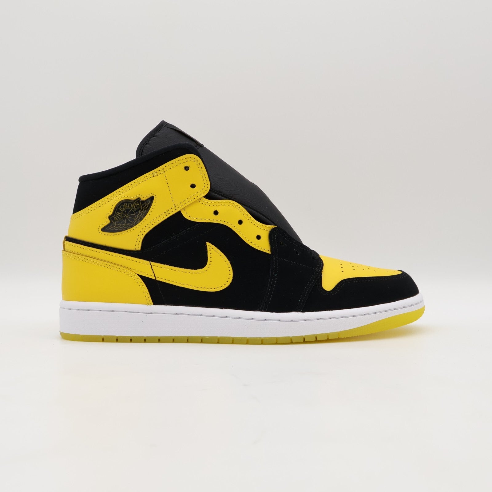 HJ6654-071 Nike Air Jordan Mid Black Varsity Yellow (Men's)