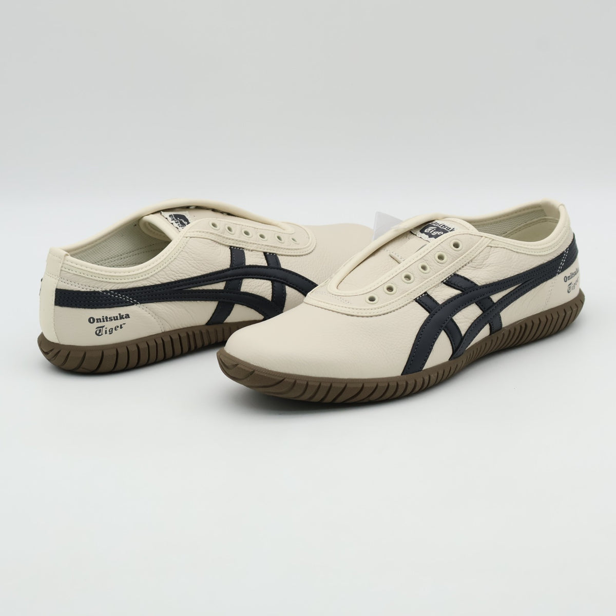 1183C529-200 Onitsuka Tiger Tsunahiki Slip On Birch Indigo Navy (Men's)