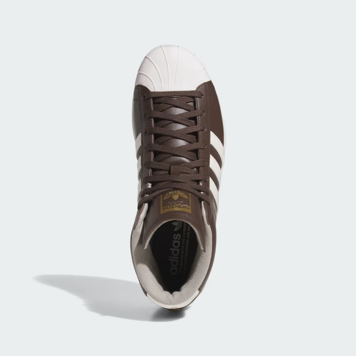 JP9889 adidas Pro Model Midcut Spikeless Golf Dark Brown/Chalk White/Gold (Men's